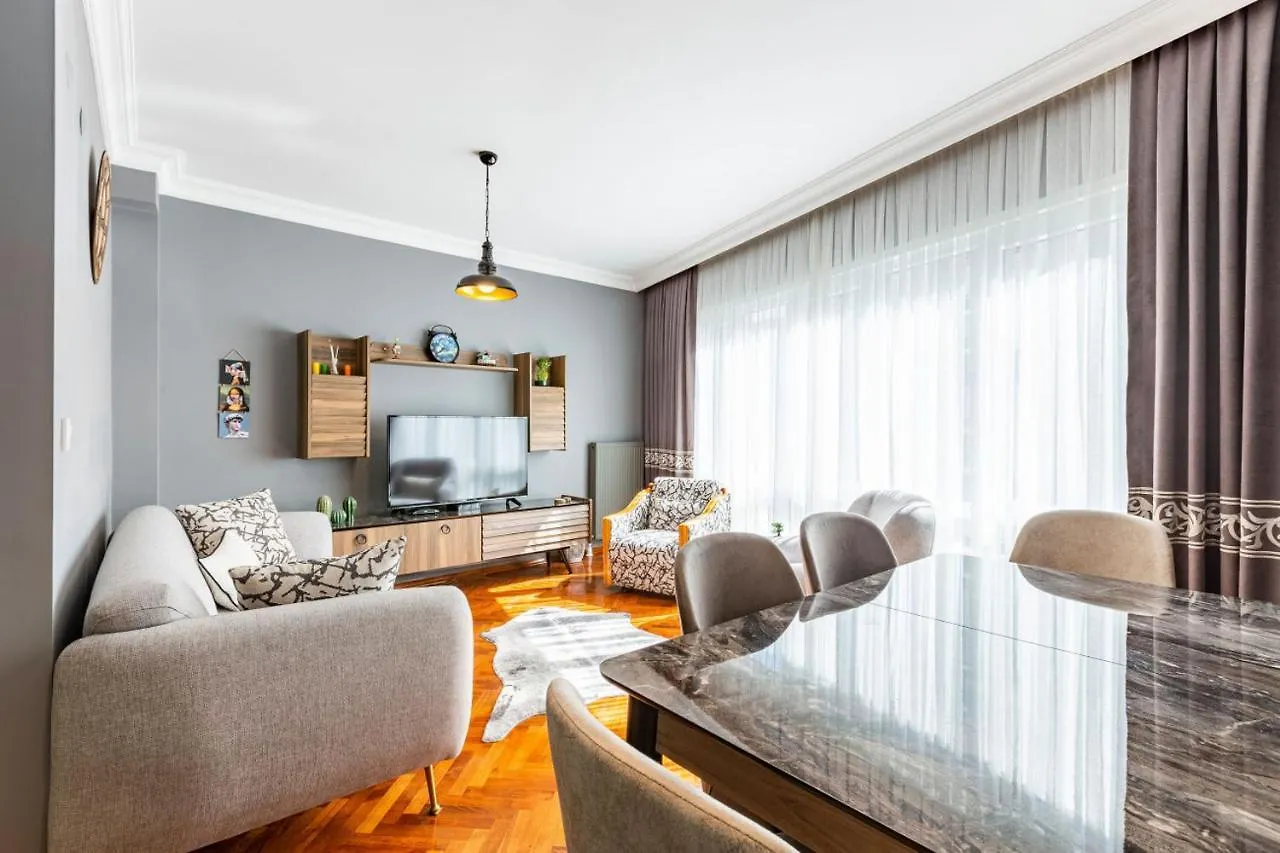 Stylish Apartment In Moda Near Popular Attractions With Balcony Istanbul Turkey